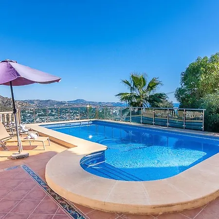 Villas Guzman - Luis Villa Calpe